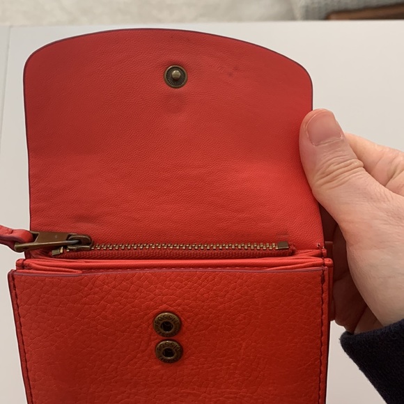 Fossil Red Wallet - Picture 2 of 6